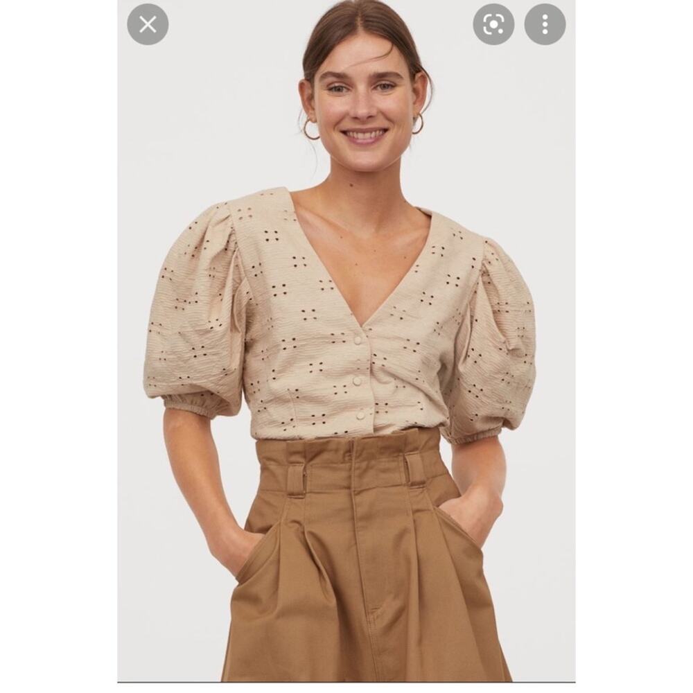 NWOT H&M Women Beige Eyelet Puffed Sleeve Cropped Top Size XXL